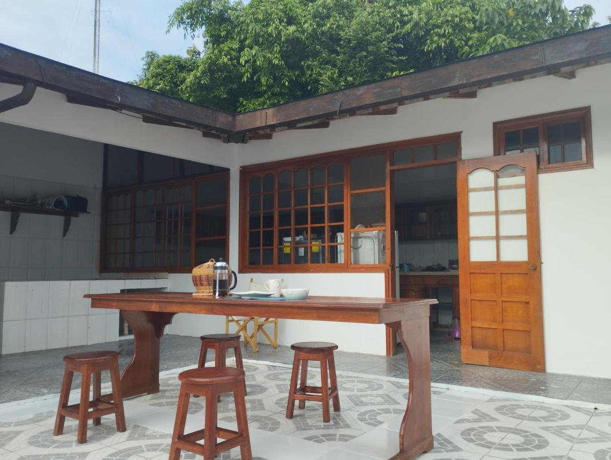 Leticias Guest House 外观 照片